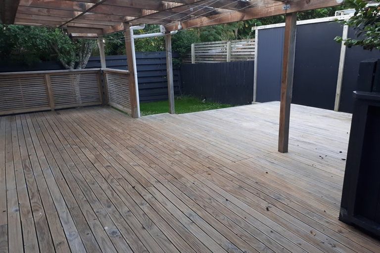 Photo of property in 1/39 Solar Road, Glen Eden, Auckland, 0602