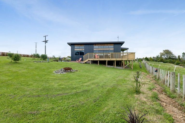 Photo of property in 621 Climie Road, Cardiff, Stratford, 4391