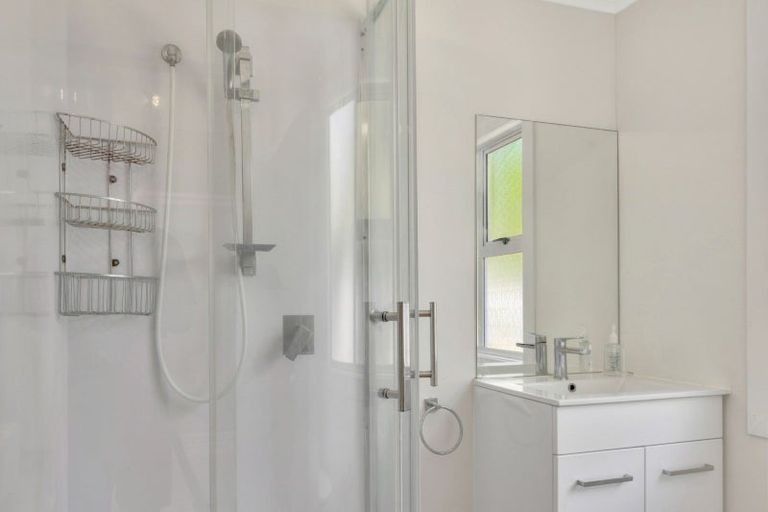 Photo of property in 9 Hursthouse Street, Vogeltown, New Plymouth, 4310