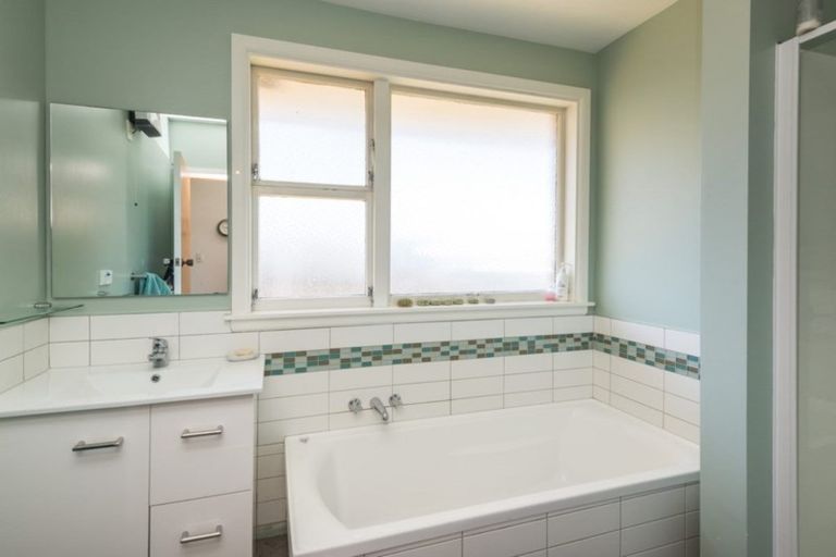 Photo of property in 21 Erica Street, Papanui, Christchurch, 8053