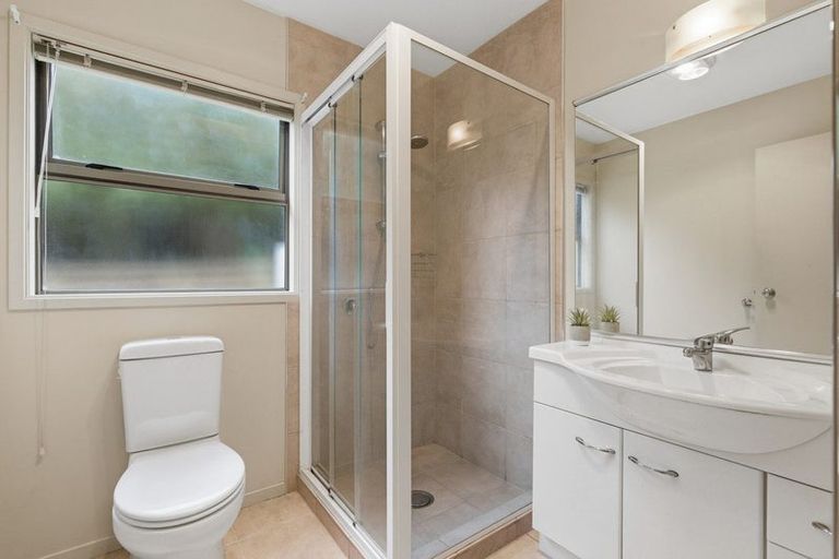 Photo of property in 250 Castlewold Drive, Bethlehem, Tauranga, 3110