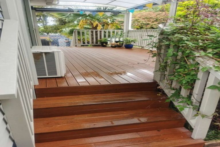 Photo of property in 36 Sequoia Place, Sunnynook, Auckland, 0620