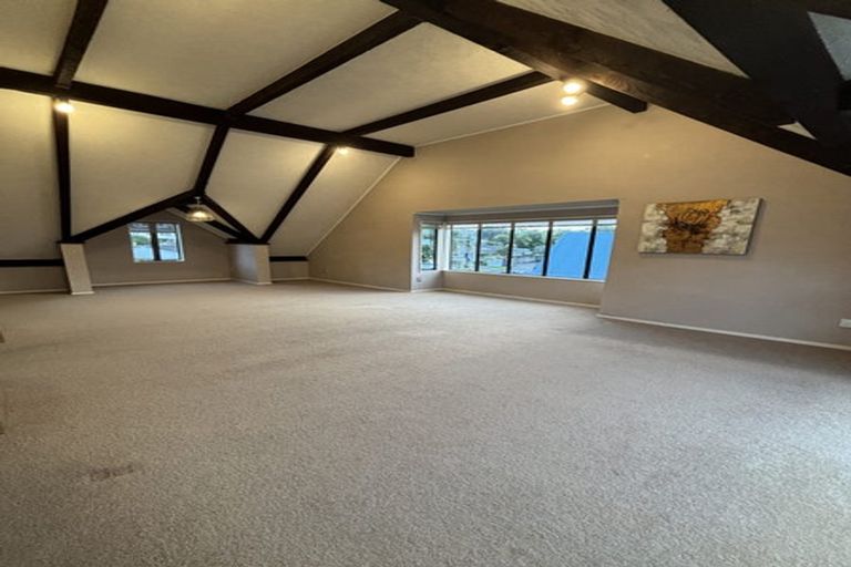 Photo of property in 1 Adonis Place, Half Moon Bay, Auckland, 2012