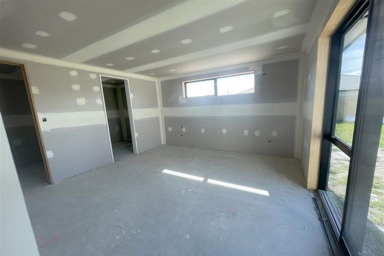 Photo of property in 10 Martini Avenue, Leeston, 7632