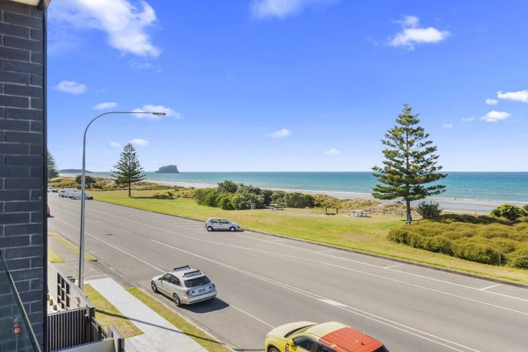 Photo of property in 211 Marine Parade, Mount Maunganui, 3116