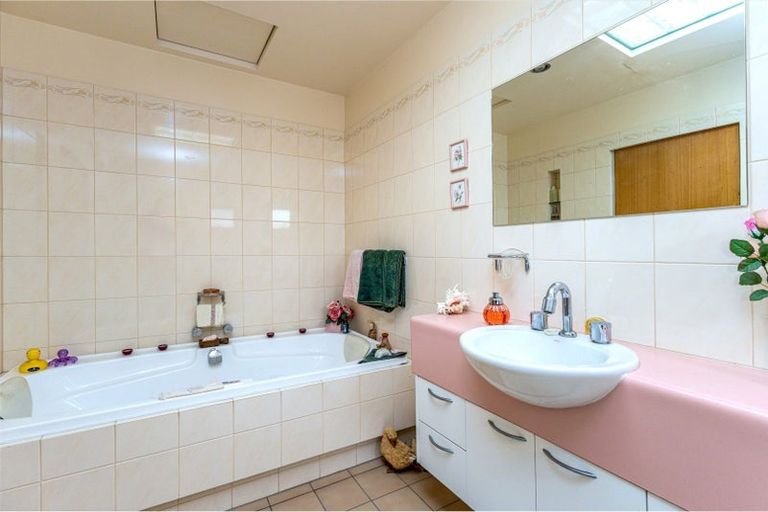 Photo of property in 17 Hewlings Place, Temuka, 7920