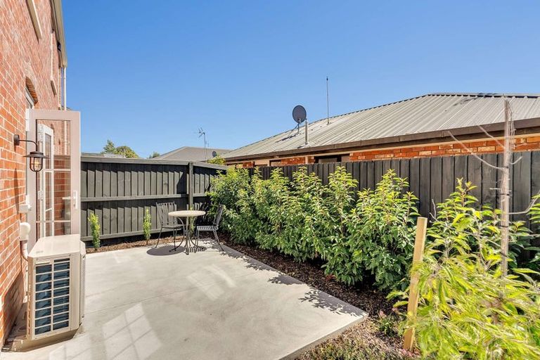 Photo of property in 4/36 Allard Street, Edgeware, Christchurch, 8013