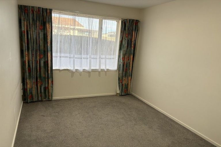 Photo of property in 17d Division Street, Riccarton, Christchurch, 8041