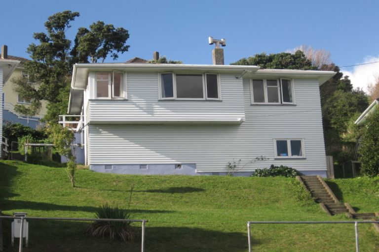 Photo of property in 10 Gloucester Street, Cannons Creek, Porirua, 5024