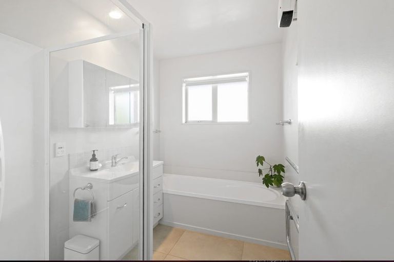 Photo of property in 78 Atlantis Street, New Brighton, Christchurch, 8083