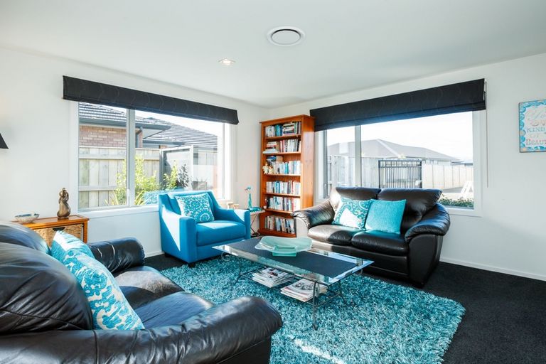 Photo of property in 53 Rodeo Drive, Kelvin Grove, Palmerston North, 4414