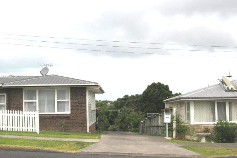 Photo of property in 1/23 Sunnynook Road, Forrest Hill, Auckland, 0620