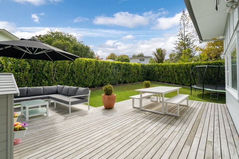 Photo of property in 3 Philip Place, Hillcrest, Auckland, 0627