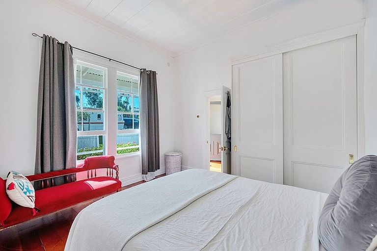 Photo of property in 23 Kowhai Street, Helensville, 0800