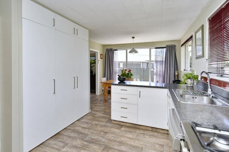 Photo of property in 65 Buckleys Road, Rangiora, 7400