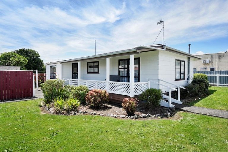 Photo of property in 6 Keepa Street, Levin, 5510