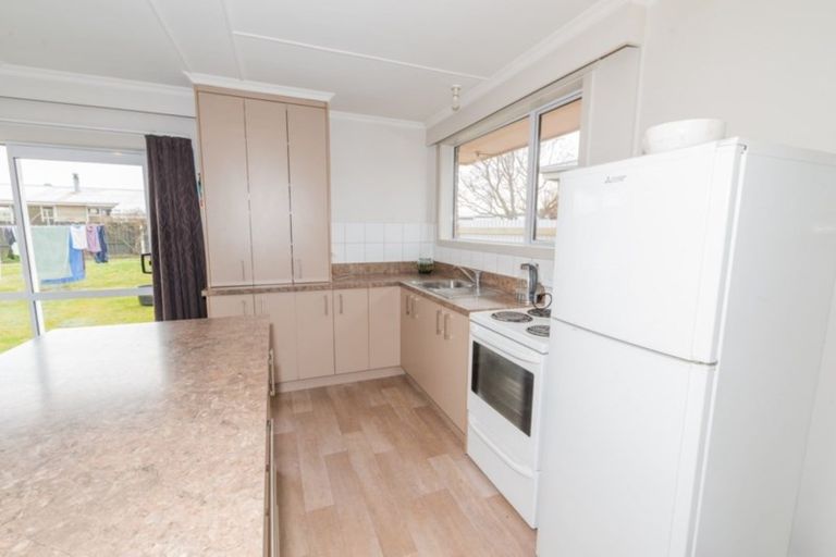 Photo of property in 4 Campbell Street, Alexandra, 9320