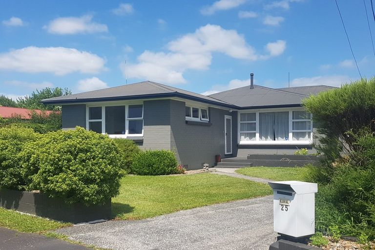 Photo of property in 25 Beech Crescent, Hillcrest, Hamilton, 3216