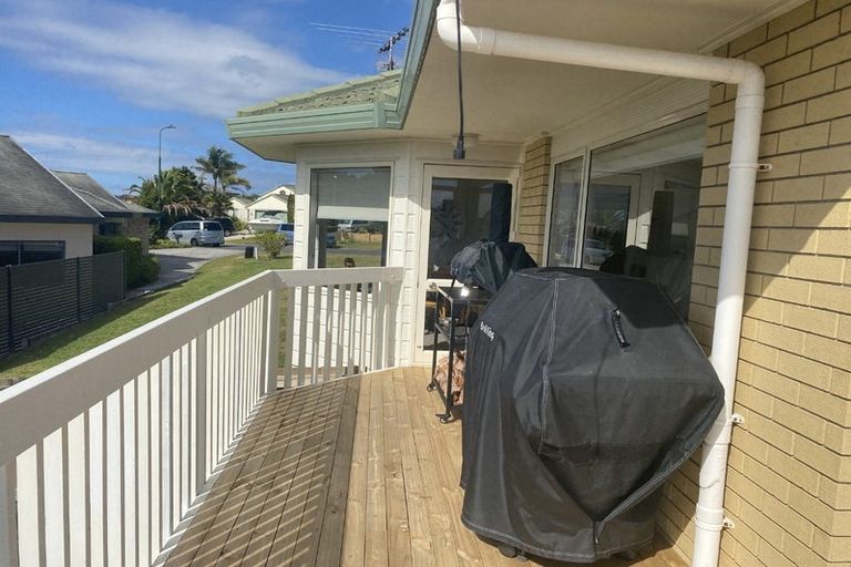 Photo of property in 33 Blue Heron Rise, Stanmore Bay, Whangaparaoa, 0932