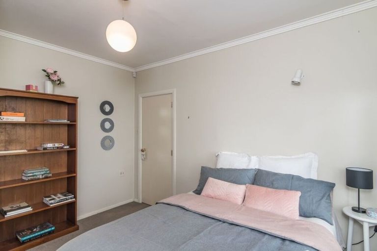 Photo of property in 169 Broderick Road, Johnsonville, Wellington, 6037