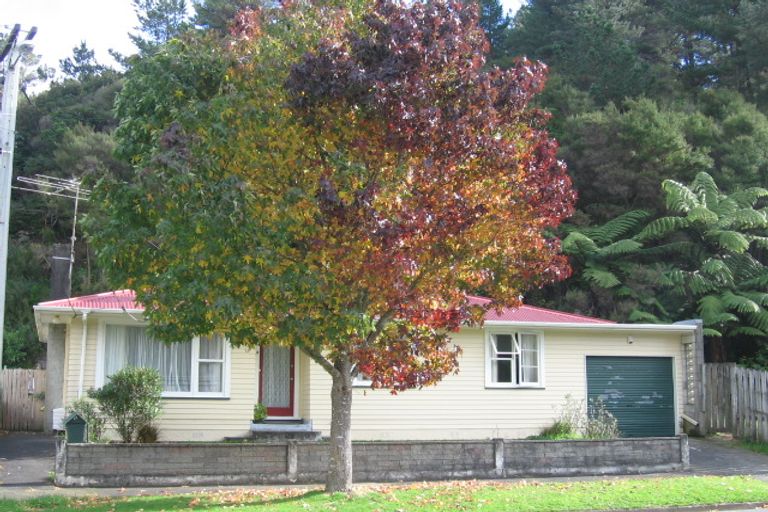 Photo of property in 73 Delaney Drive, Stokes Valley, Lower Hutt, 5019