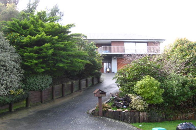 Photo of property in 23 Shalamar Drive, Cashmere, Christchurch, 8022