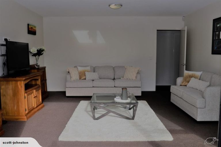 Photo of property in 10 East Ellington Drive, Mairehau, Christchurch, 8052