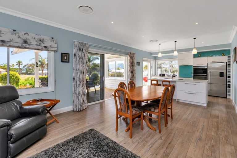 Photo of property in 2 Cayman Court, One Tree Point, 0118