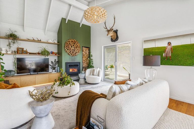 Photo of property in 25 Maxwelton Drive, Mairangi Bay, Auckland, 0630