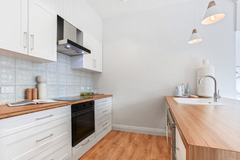 Photo of property in 10 Ayers Street, Rangiora, 7400