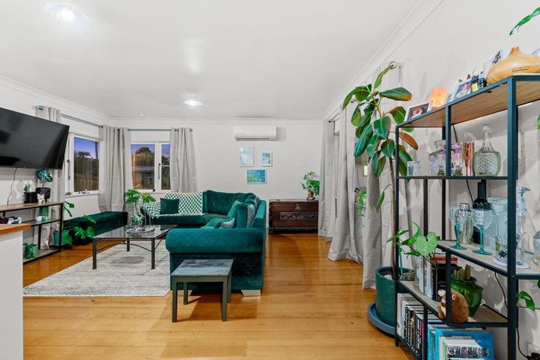 Photo of property in 2/57 Mahia Road, Manurewa, Auckland, 2102