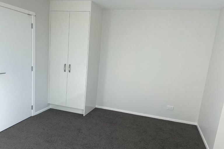 Photo of property in 15 Pukakaho Lane, Papatoetoe, Auckland, 2025