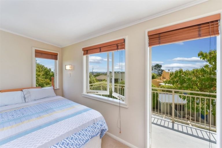 Photo of property in 131 Lake Crescent, Hamilton Lake, Hamilton, 3204