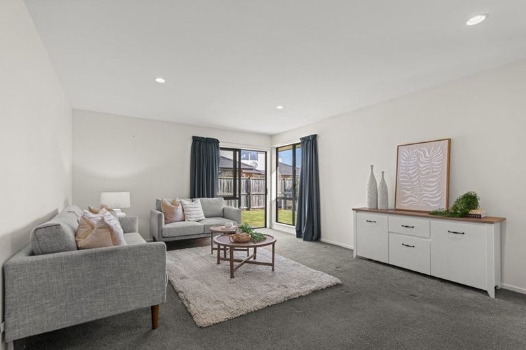 Photo of property in 6a Blarney Place, Casebrook, Christchurch, 8051