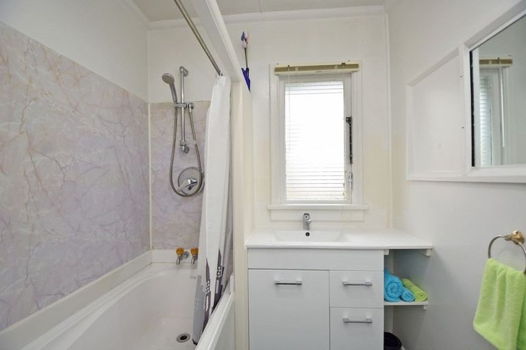 Photo of property in 29 Woodhouse Street, Appleby, Invercargill, 9812