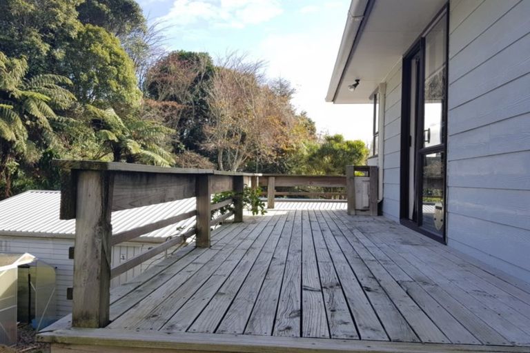 Photo of property in 12 Winstone Place, Highlands Park, New Plymouth, 4312