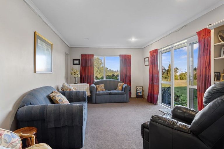 Photo of property in 20 Teviotview Place, Amberley, 7410