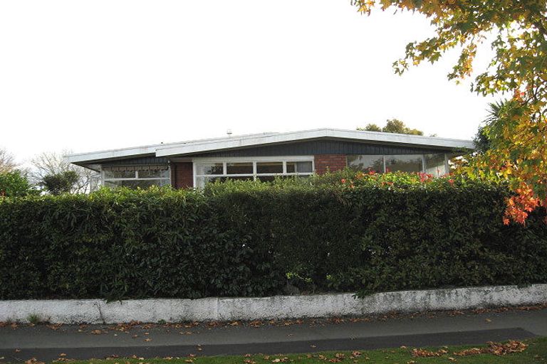 Photo of property in 32 Wadeley Road, Ilam, Christchurch, 8041