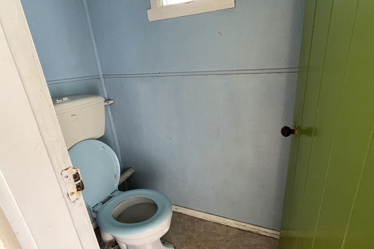 Photo of property in 9 Graham Place, West End, Palmerston North, 4410