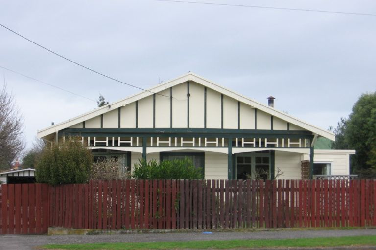 Photo of property in 19 Tararua Street, Masterton, 5810