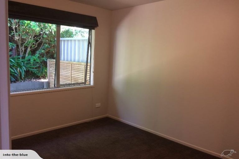 Photo of property in 50 Queens Road, Glen Avon, New Plymouth, 4312