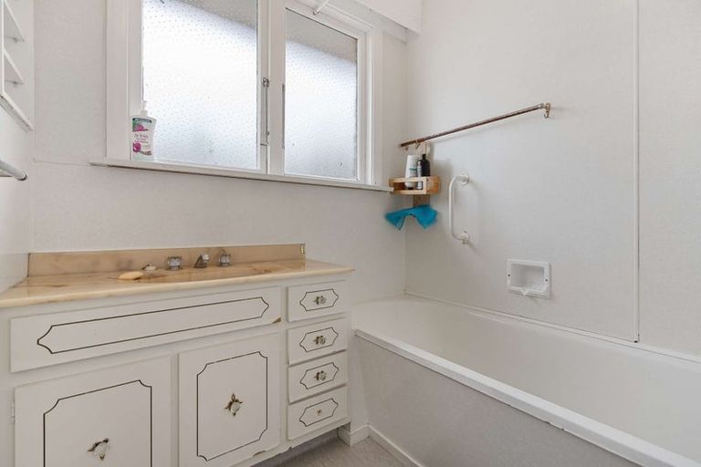 Photo of property in 1 Malcolm, Balclutha, 9230