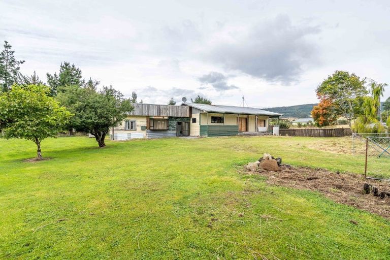 Photo of property in 882 Tahakopa Valley Road, Tahakopa, Owaka, 9586