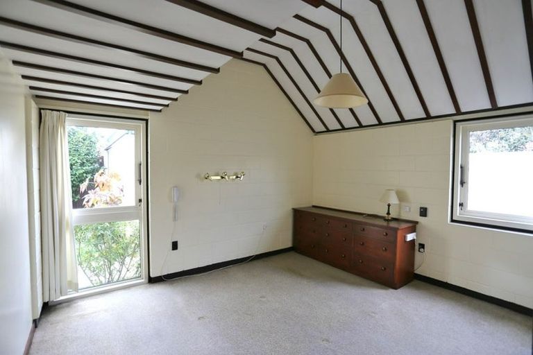 Photo of property in 14 Maidstone Road, Ilam, Christchurch, 8041