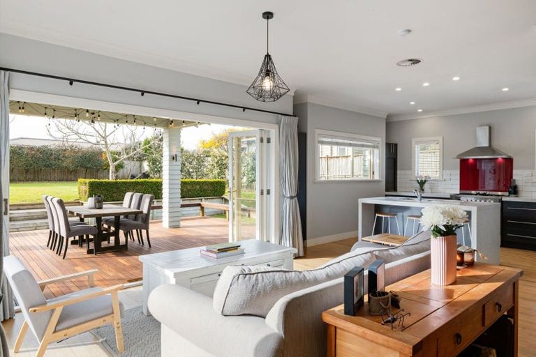 Photo of property in 30 Williams Street, Cambridge, 3434