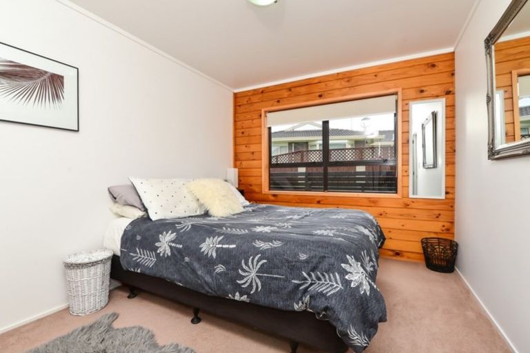 Photo of property in 15 Dallinger Street, St Andrews, Hamilton, 3200