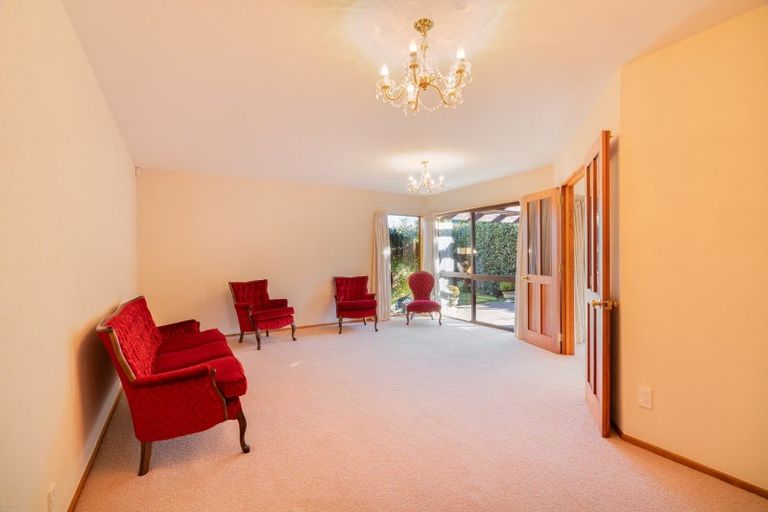 Photo of property in 178 Hawthornden Road, Avonhead, Christchurch, 8042