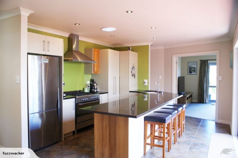 Photo of property in 101a Taradale Road, Onekawa, Napier, 4110