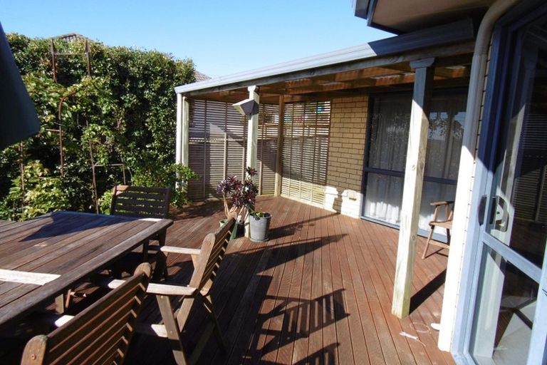 Photo of property in 20 Libnai Avenue, Clover Park, Auckland, 2019