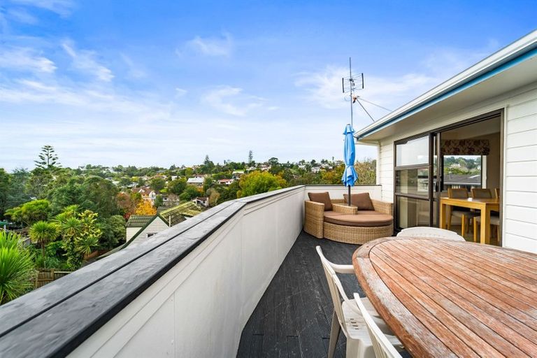 Photo of property in 43 Redwing Street, Browns Bay, Auckland, 0630